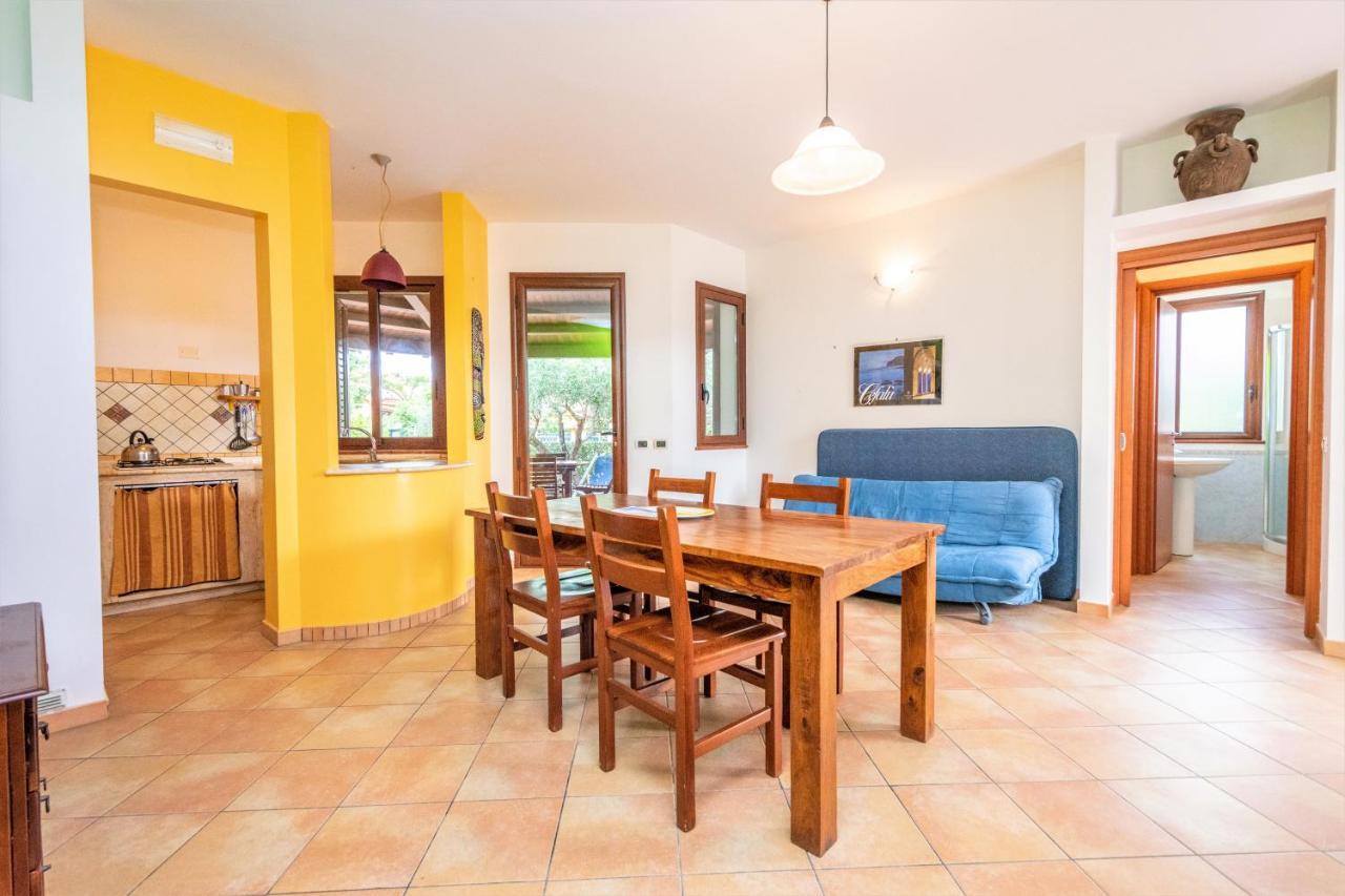 Sole Mare Deluxe Villa Campofelice Di Roccella Bagian luar foto