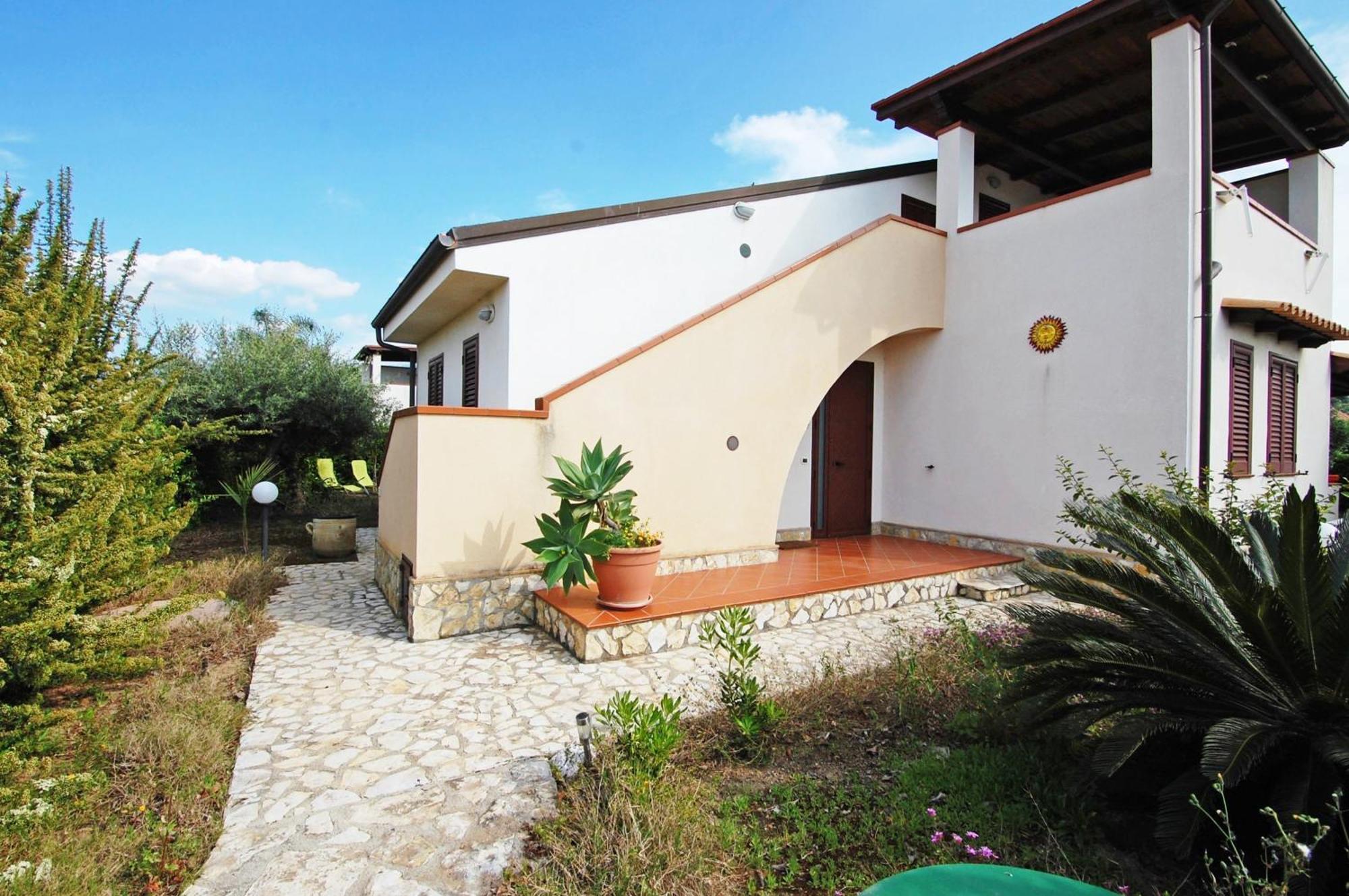 Sole Mare Deluxe Villa Campofelice Di Roccella Bagian luar foto