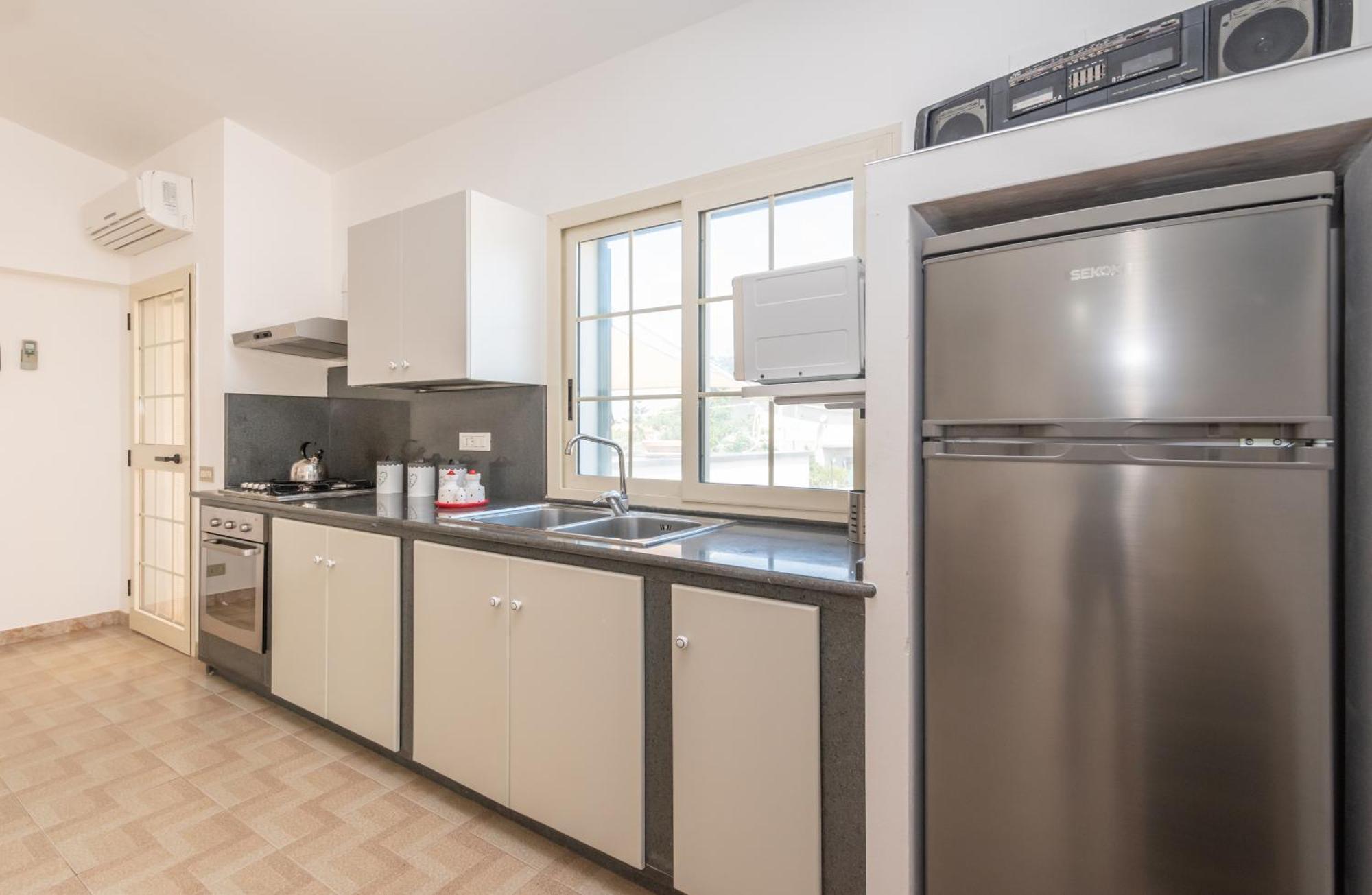 Sole Mare Deluxe Villa Campofelice Di Roccella Ruang foto